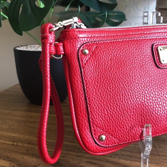 VIBRANT Lipstick Red Large Wristlet - Picture 3 of 14